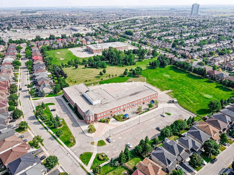 126 Luella Cres  Brampton, L7A 3H5 | Image 38