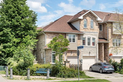 157 Charlton Settlement Ave  Toronto, M6M 5J2 | Image 1