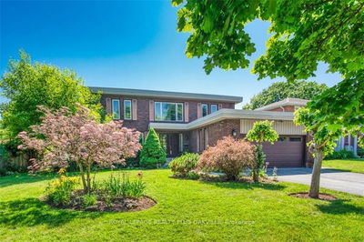 234 Spring Garden Rd  Oakville, L6L 5H4 | Image 1