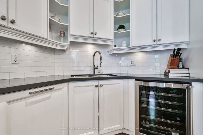  5 - 32 Gothic Ave  Toronto, M6P 2V9 | Image 12