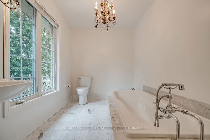 3286 Shelburne Pl  Oakville, L6L 5V9 | Image 23