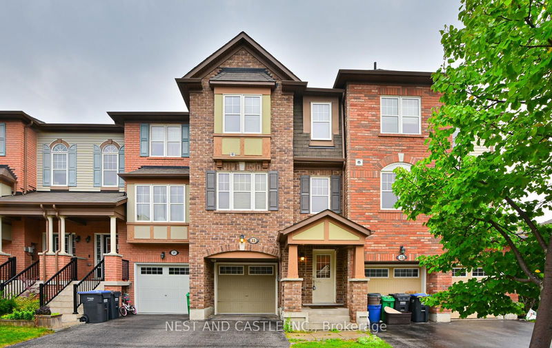 33 Butterworth Rd  Brampton, L7A 0S5 | Image 1