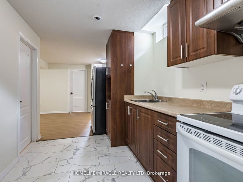 16 Banas Way  Brampton, L7A 4K8 | Image 32