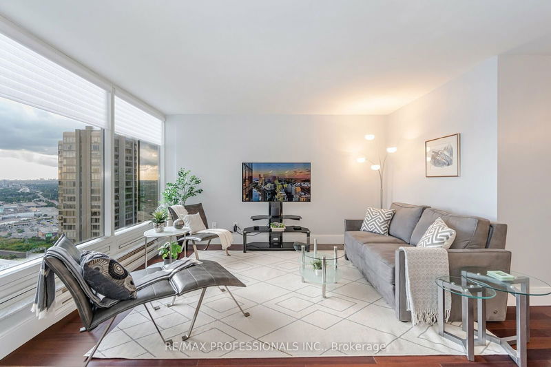  4208 - 1 Palace Pier Crt  Toronto, M8V 3W9 | Image 10