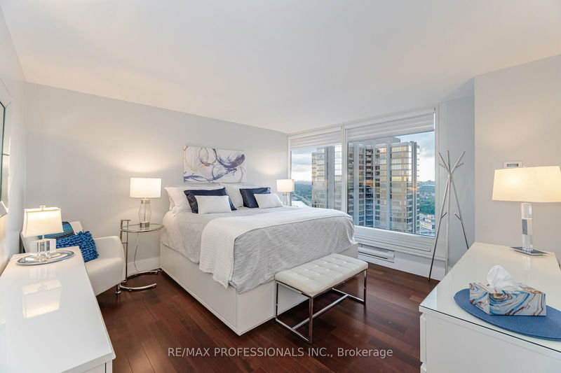  4208 - 1 Palace Pier Crt  Toronto, M8V 3W9 | Image 15