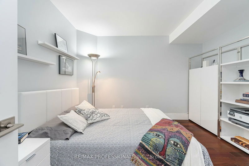  4208 - 1 Palace Pier Crt  Toronto, M8V 3W9 | Image 23