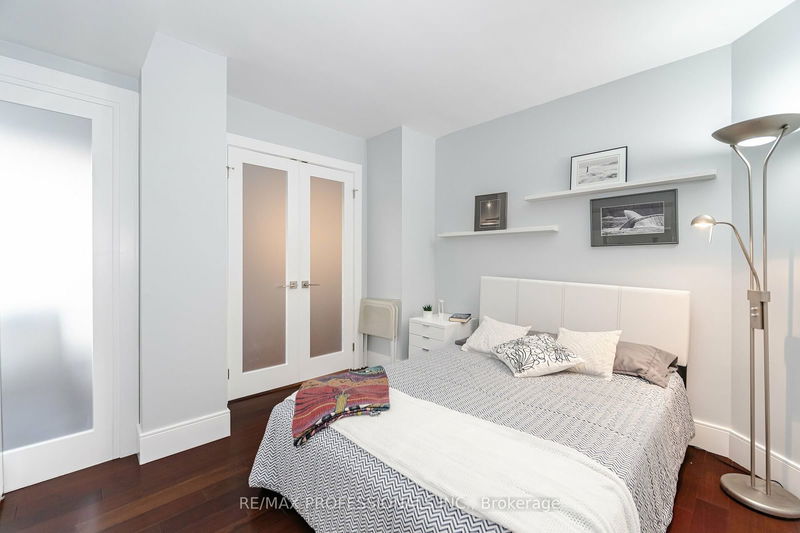  4208 - 1 Palace Pier Crt  Toronto, M8V 3W9 | Image 24