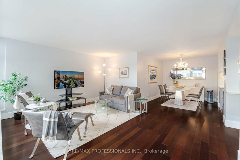  4208 - 1 Palace Pier Crt  Toronto, M8V 3W9 | Image 9