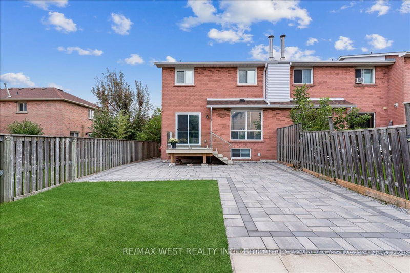 4740 Westbourne Terr  Mississauga, L5R 1Z1 | Image 11