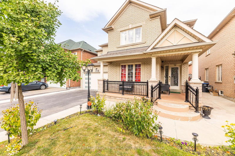 144 Saintsbury Cres  Brampton, L6R 2W4 | Image 2