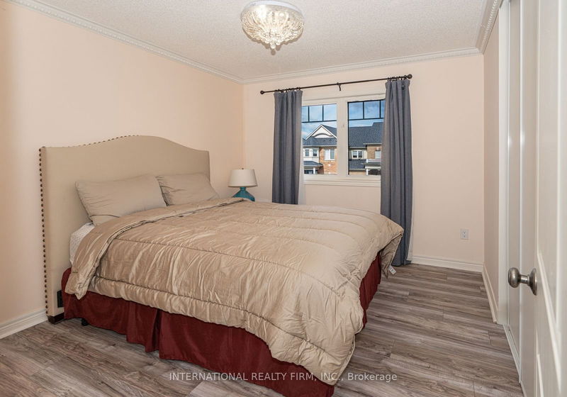 20 Fallis Cres  Caledon, L7C 3X2 | Image 26