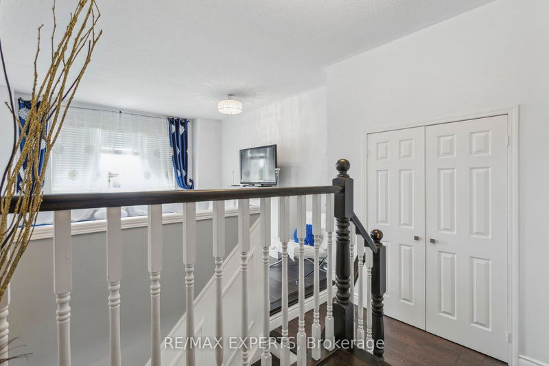 29 Narrow Valley Cres  Brampton, L6R 1P4 | Image 16