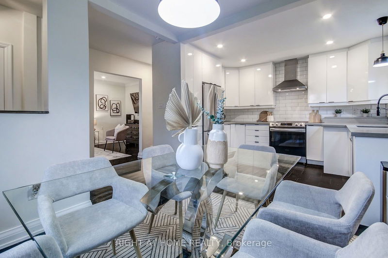 42 Bunnell Cres  Toronto, M3M 2C1 | Image 7