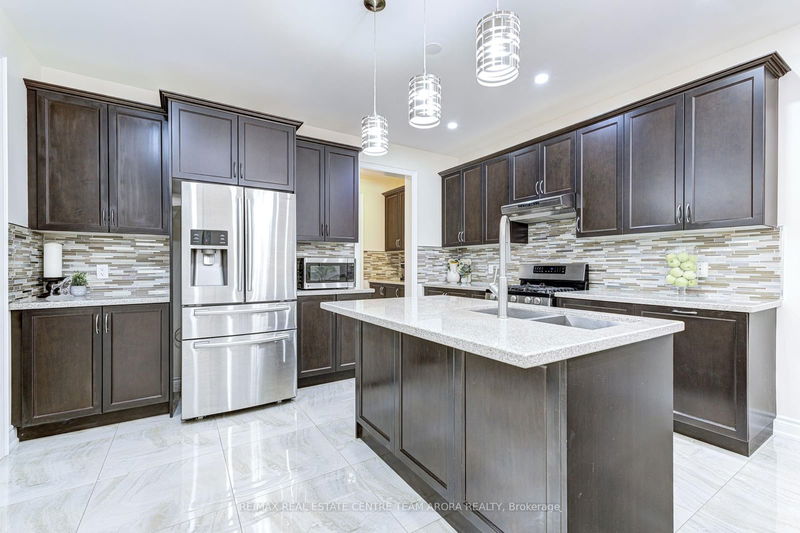 25 Ladbrook Cres  Brampton, L6X 5H7 | Image 11