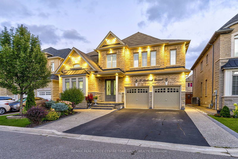 25 Ladbrook Cres  Brampton, L6X 5H7 | Image 3