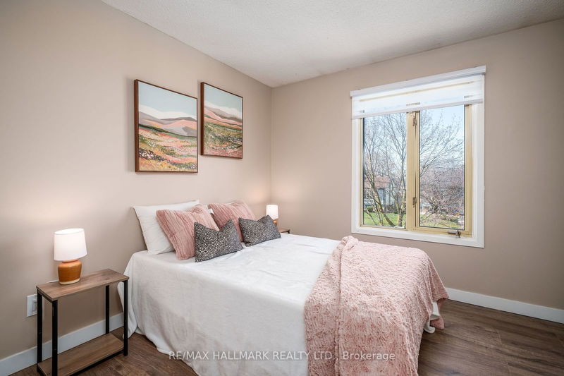 583 Elliott Cres  Milton, L9T 3G5 | Image 12