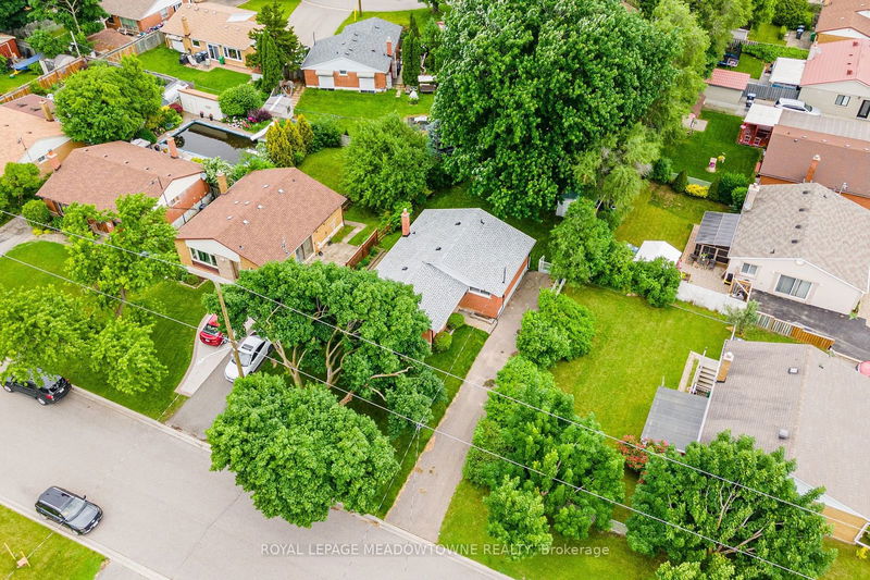 4 Fairfield Ave  Brampton, L6X 2J1 | Image 37