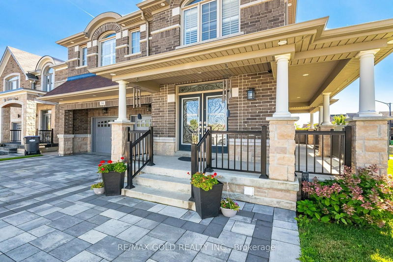 94 Zelda Rd  Brampton, L6R 3V4 | Image 6