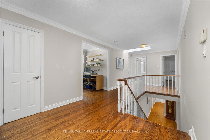 1244 Woodland Ave  Mississauga, L5G 2X9 | Image 24