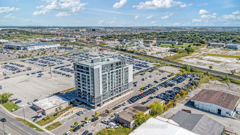 home for sale on 102-716 Main Street E