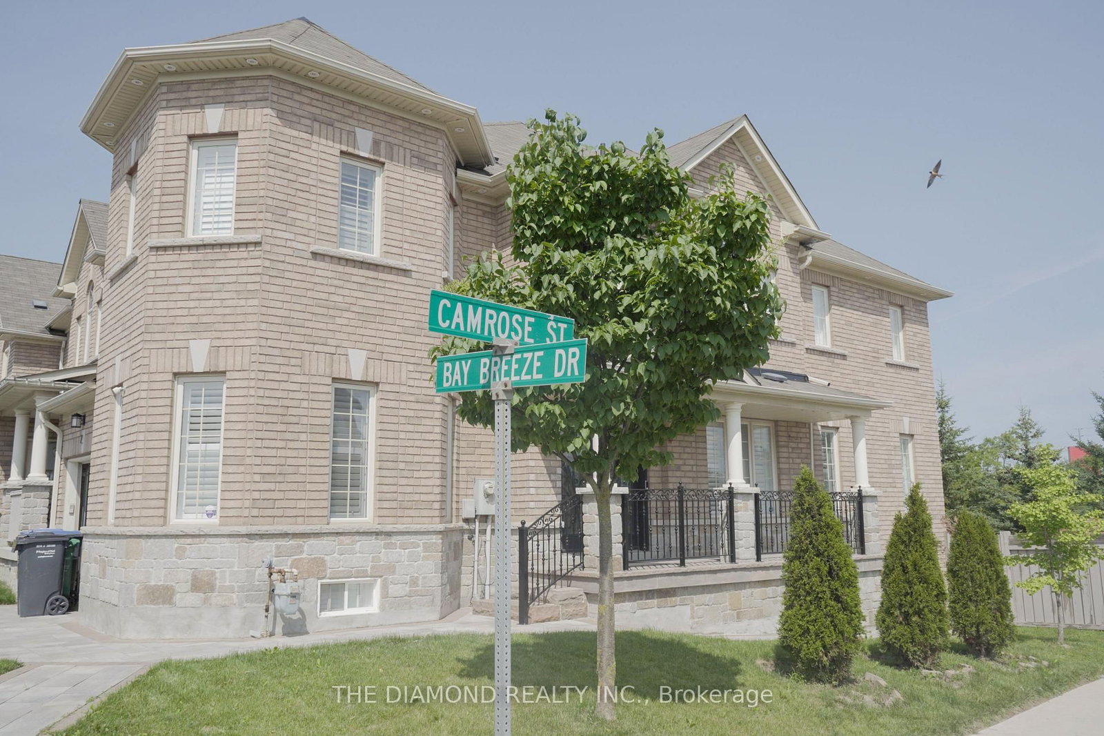 Listing Image 7