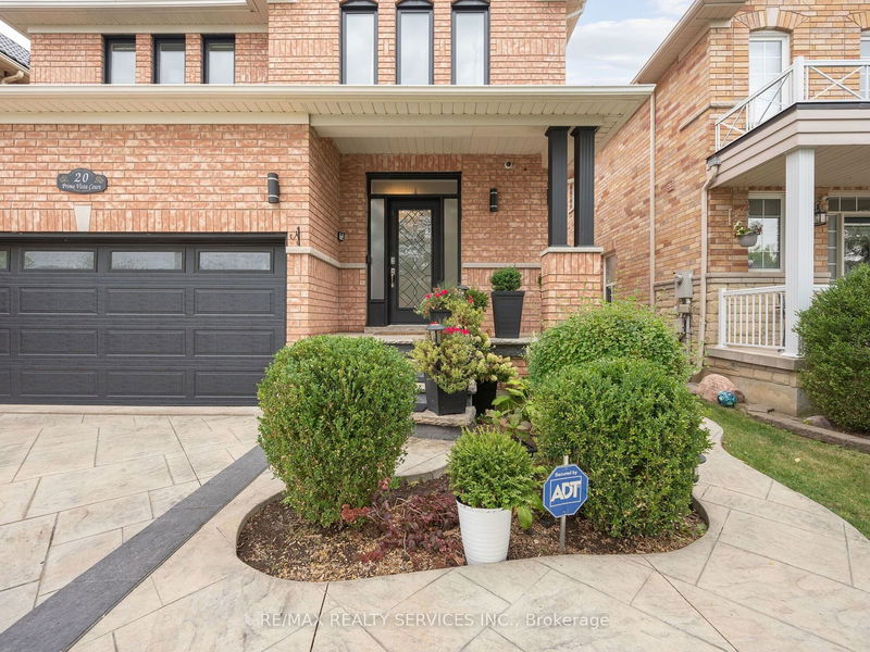 20 Prima Vista Crt  Brampton, L7A 3W8 | Image 4