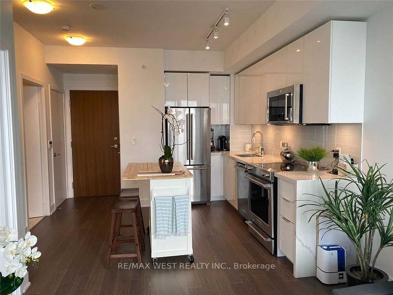 30 Shore Breeze Drive, Unit 4617 - Photo 2