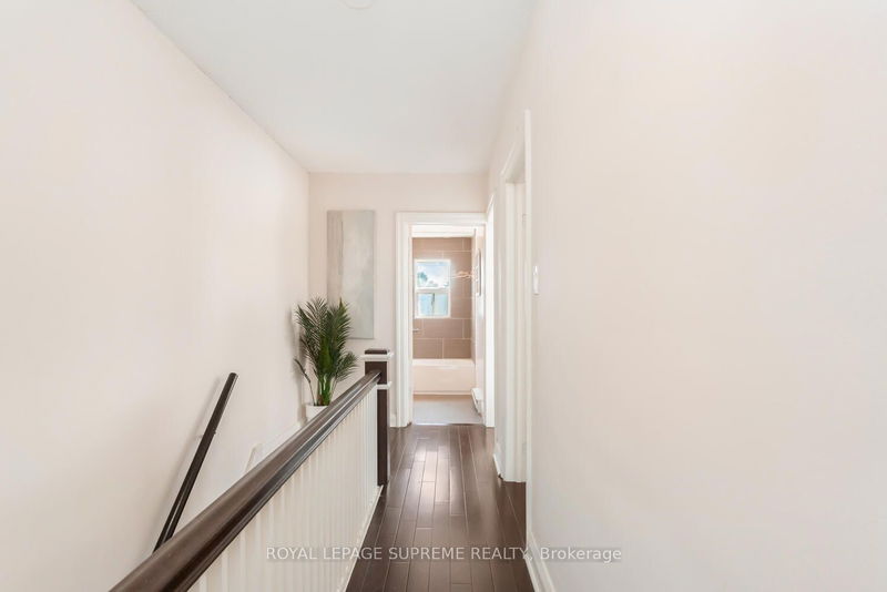 15 Corbett Ave  Toronto, M6N 1V2 | Image 20