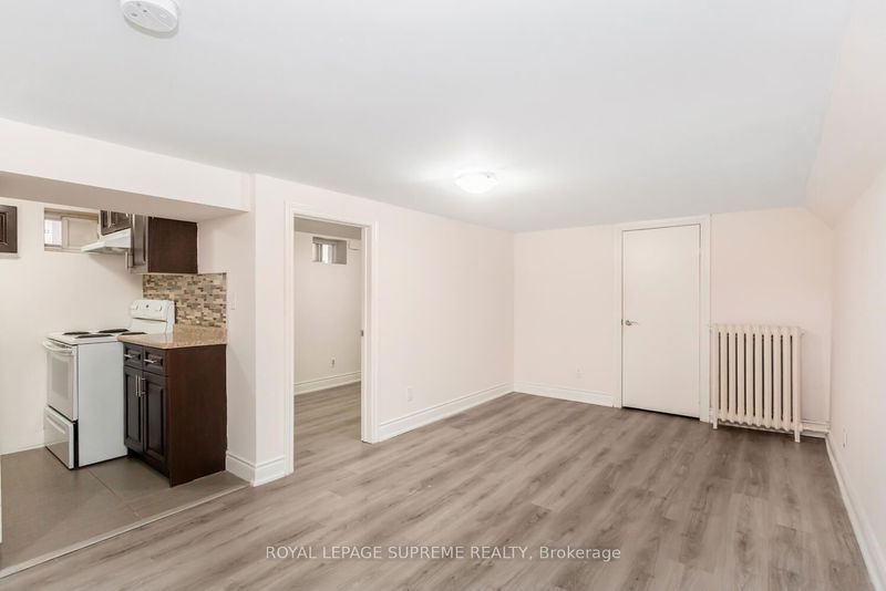 15 Corbett Ave  Toronto, M6N 1V2 | Image 24