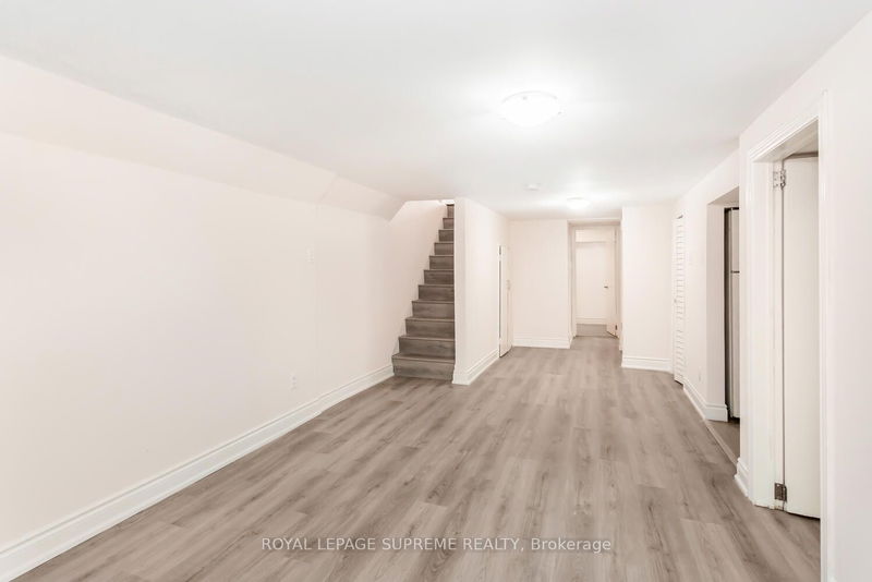 15 Corbett Ave  Toronto, M6N 1V2 | Image 25