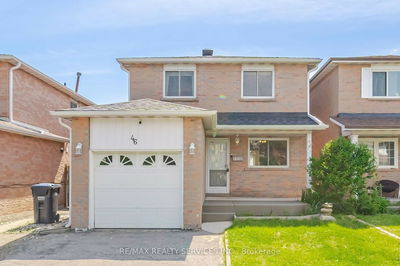 46 Royal Palm Dr  Brampton, L6Z 1P6 | Image 1