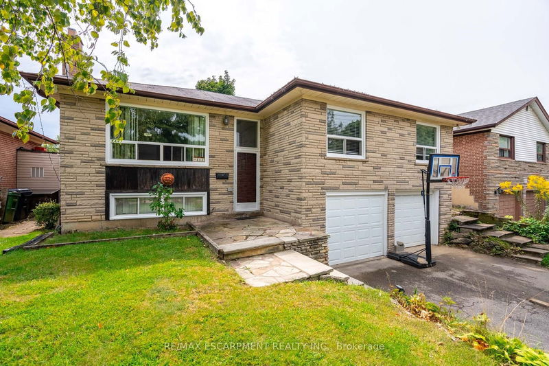 111 Westhumber Blvd  Toronto, M9W 3M9 | Image 1