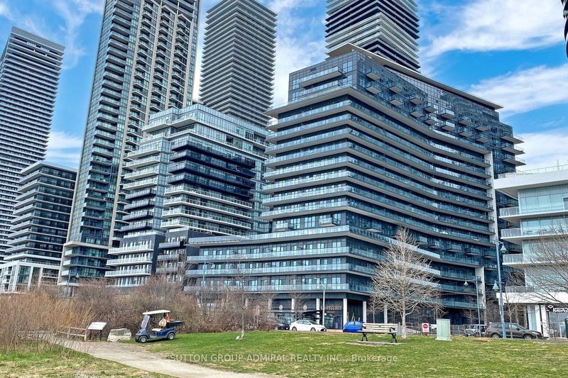  Th4 - 39 Annie Craig Dr  Toronto, M8V 0C5 | Image 1