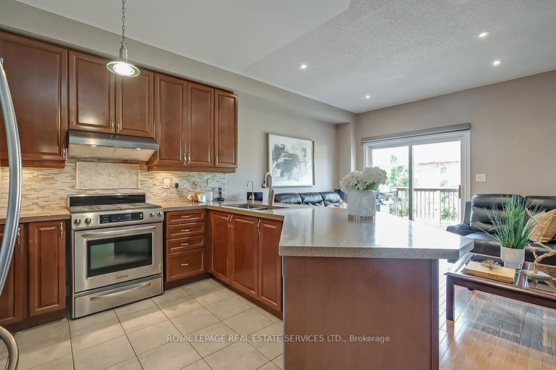 2433 Presquile Dr  Oakville, L6H 0B8 | Image 8