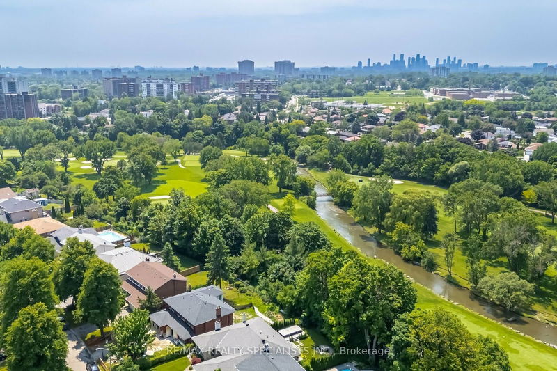 245 Mill Rd  Toronto, M9C 1Y3 | Image 37