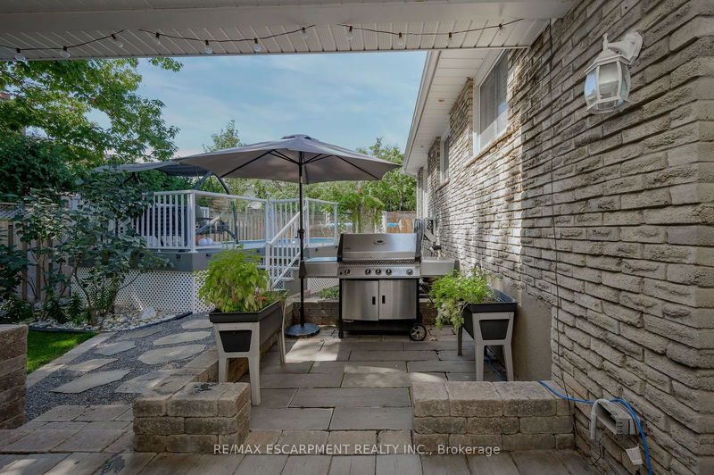 2482 Waterford St  Oakville, L6L 5E6 | Image 34