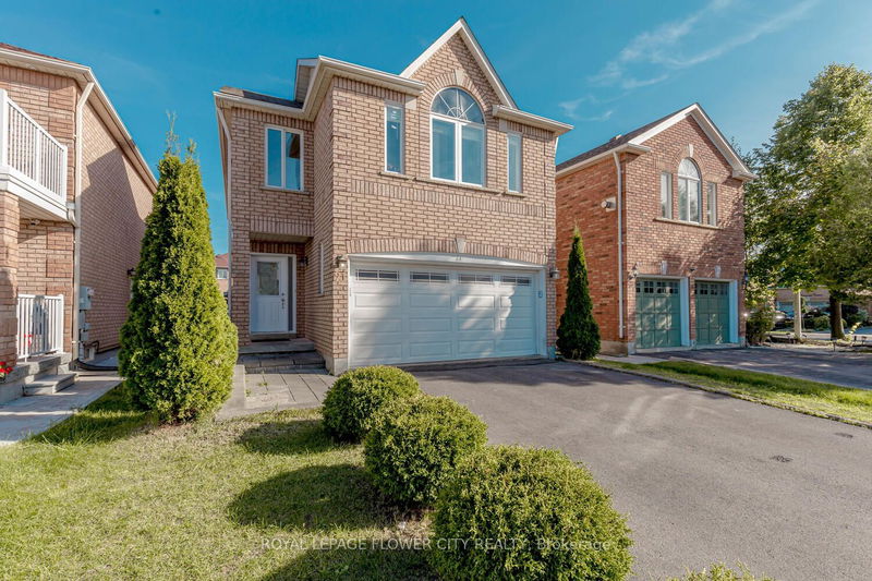 21 Summerdale Cres  Brampton, L6X 4V8 | Image 3