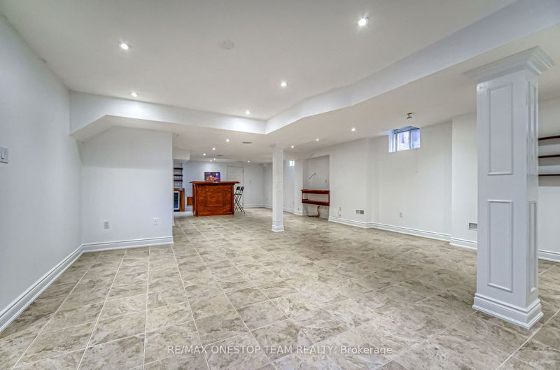 5499 Freshwater Dr  Mississauga, L5M 0K7 | Image 27