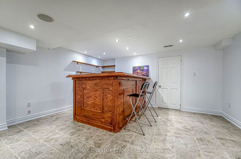 5499 Freshwater Dr  Mississauga, L5M 0K7 | Image 28