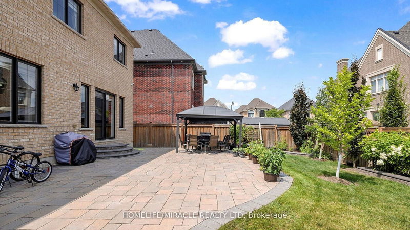 4 Rockton Crt  Brampton, L6P 4G6 | Image 39