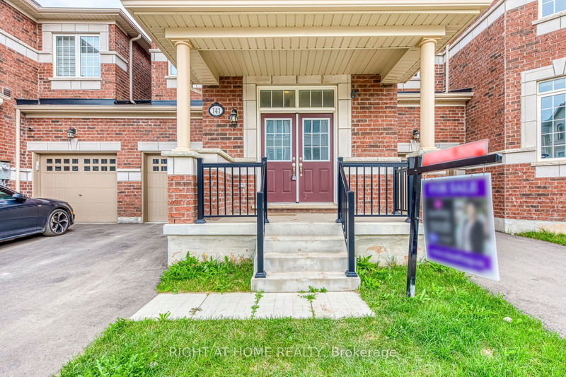 141 Marigold Gdns  Oakville, L6H 0Y2 | Image 2