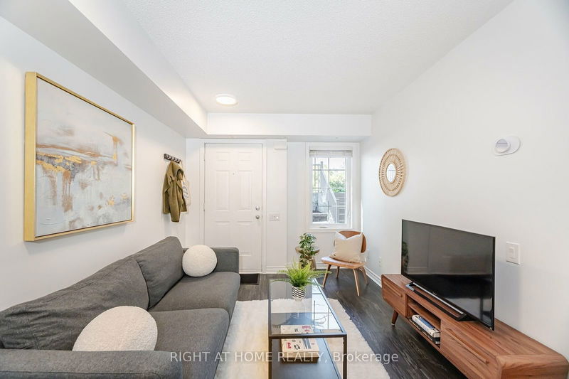  72 - 9 Windermere Ave  Toronto, M6S 5A4 | Image 10