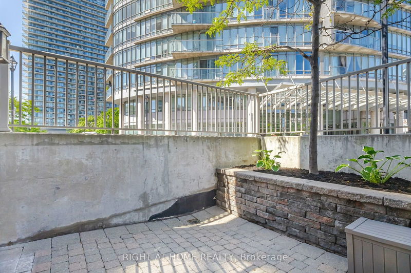  72 - 9 Windermere Ave  Toronto, M6S 5A4 | Image 25