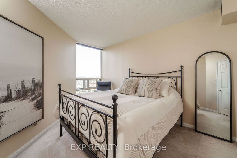  2101 - 45 Kingsbridge Garden Circ  Mississauga, L5R 3K4 | Image 11