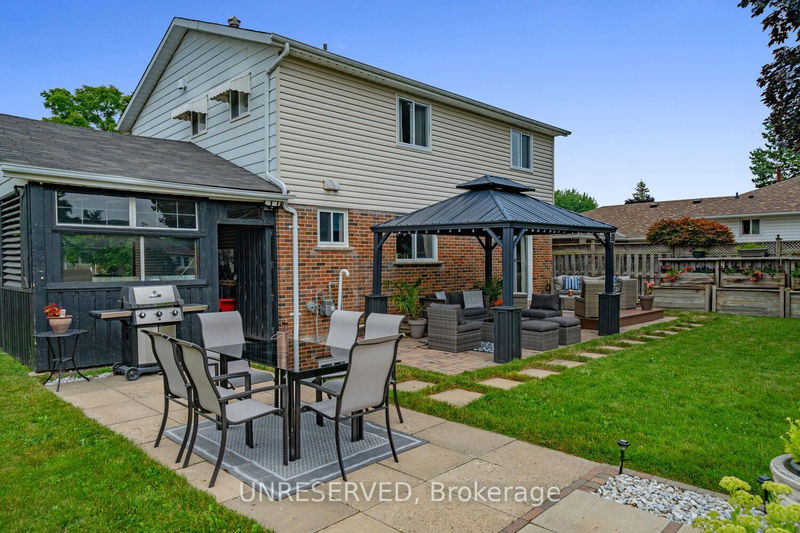 18 Fagan Dr  Halton Hills, L7G 4P3 | Image 32