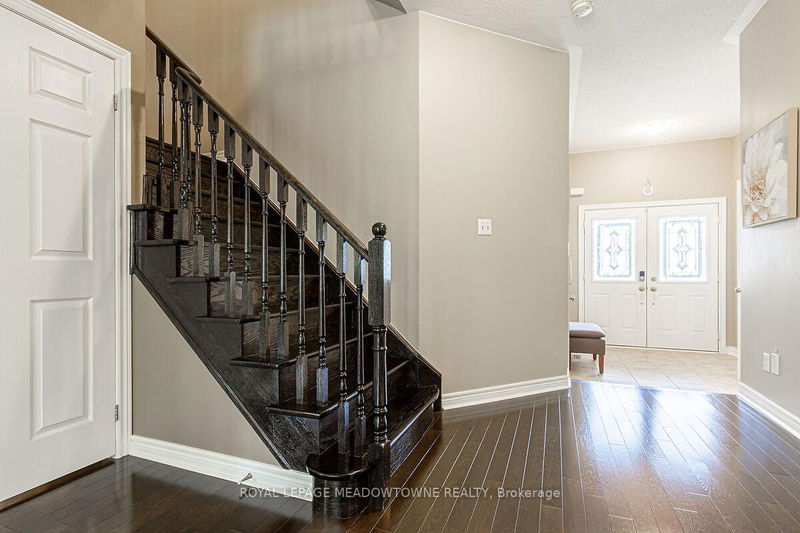 32 Tatra Cres  Brampton, L6Y 0K6 | Image 21