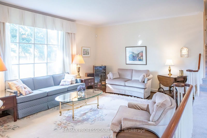 29 Totteridge Rd  Toronto, M9A 1Y9 | Image 13