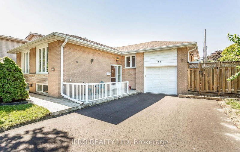 22 Argyle Cres  Brampton, L6T 1N1 | Image 3