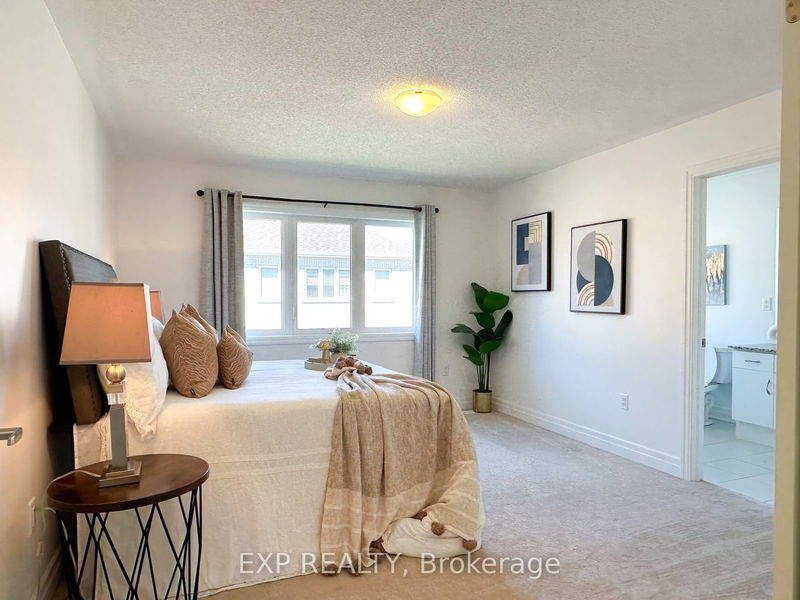 56 Keppel Circ  Brampton, L7A 0B6 | Image 11