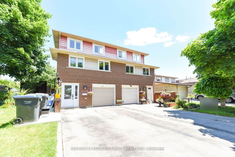 7431 Bybrook Dr  Mississauga, L4T 3R3 | Image 1